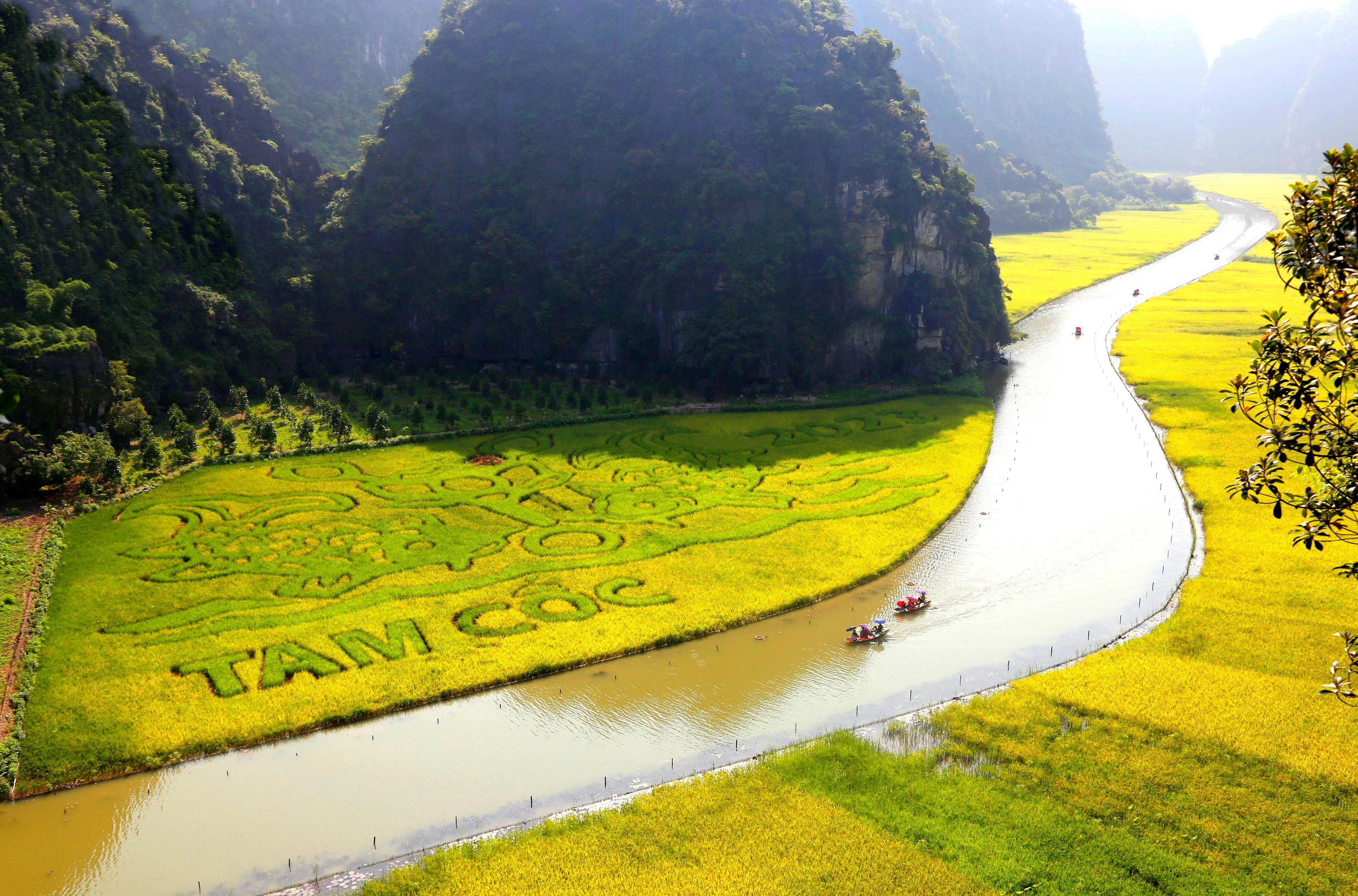 Tam Coc - Bich Dong Ninh Binh Travel Guide: Vietnam's Natural Beauty