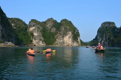 Navigating the Mystical Charm of Ha Long Bay, Vietnam: A Traveler's Guide